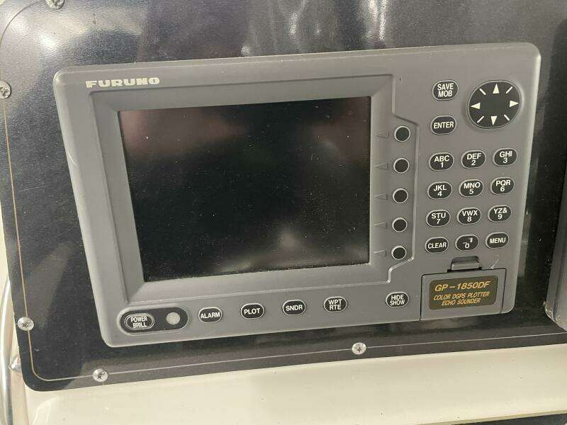 2000 Boston Whaler 280 Conquest