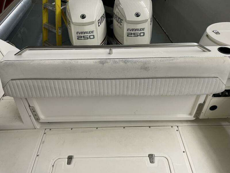 2000 Boston Whaler 280 Conquest