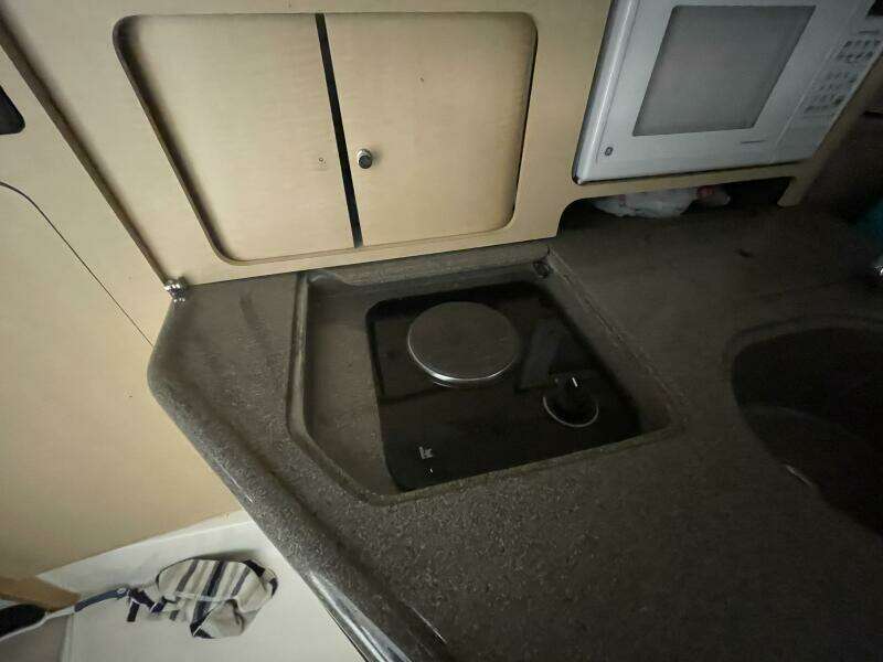 2000 Boston Whaler 280 Conquest