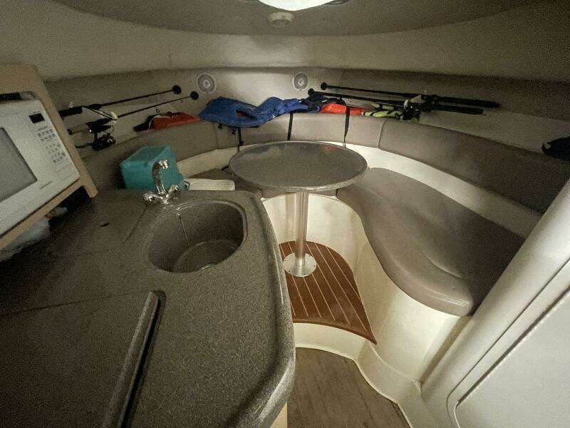 2000 Boston Whaler 280 Conquest