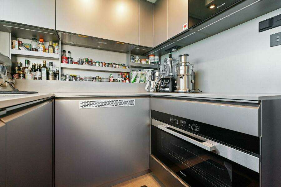 2023 Pershing GTX Motoryacht