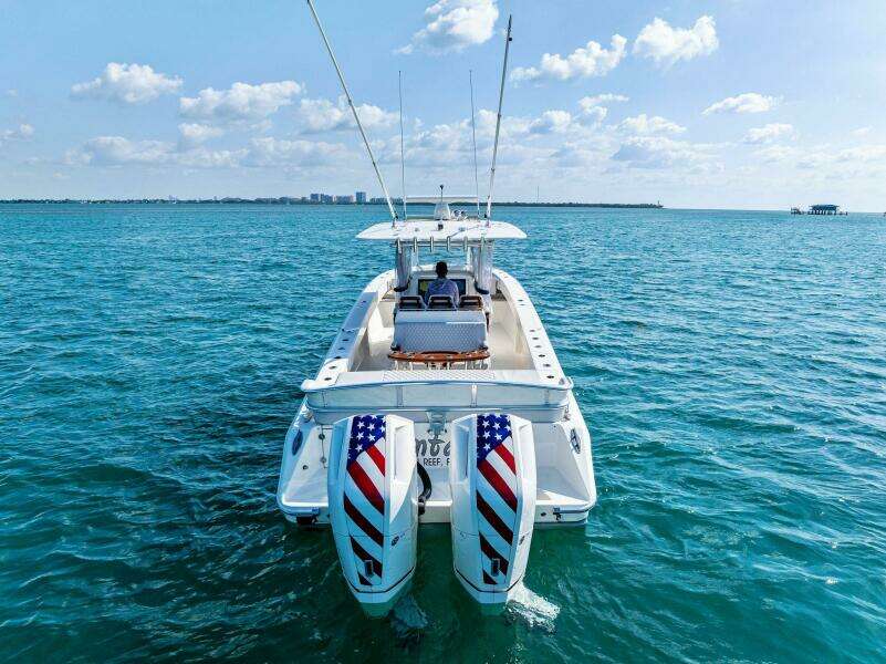 2015 Bahama 41