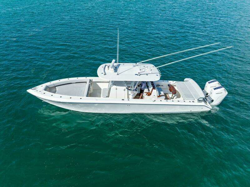 2015 Bahama 41