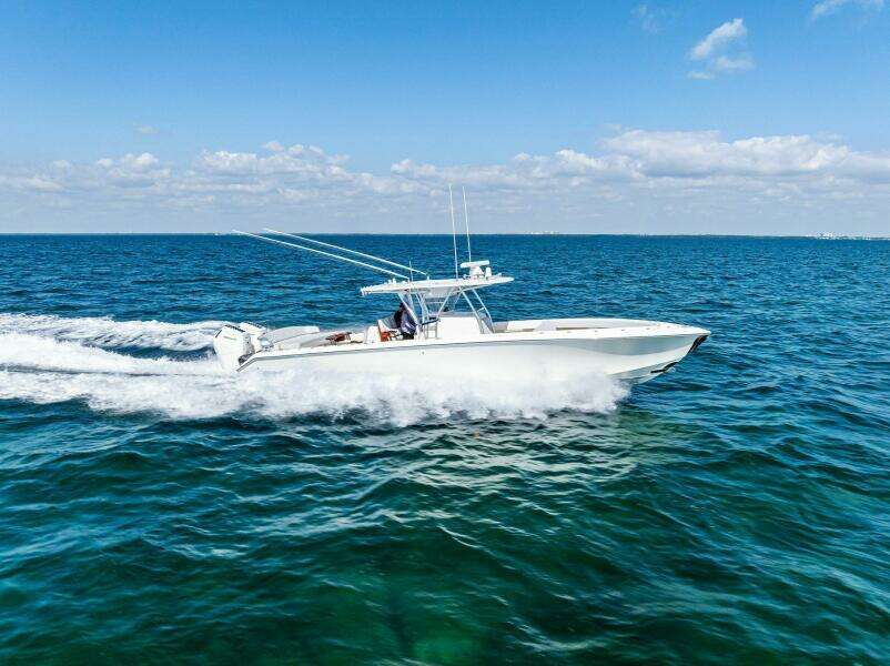 2015 Bahama 41