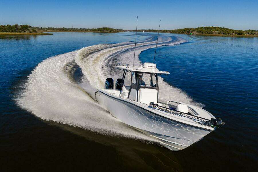 2023 Yellowfin 32 Offshore