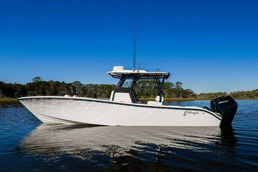 2023 Yellowfin 32 Offshore