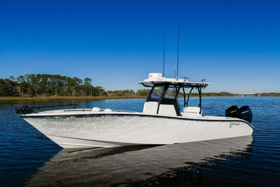 2023 Yellowfin 32 Offshore