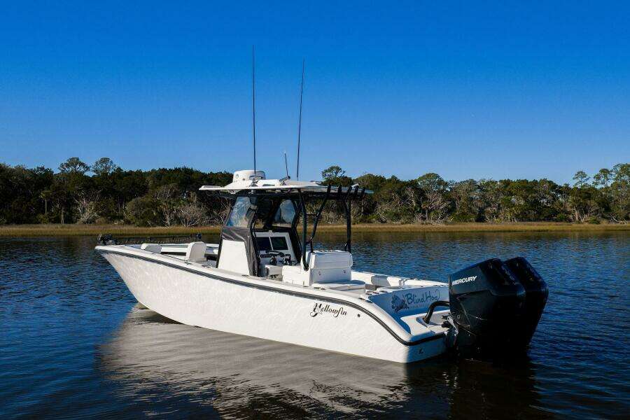 2023 Yellowfin 32 Offshore