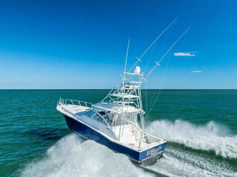 2006 Cabo 45 Express