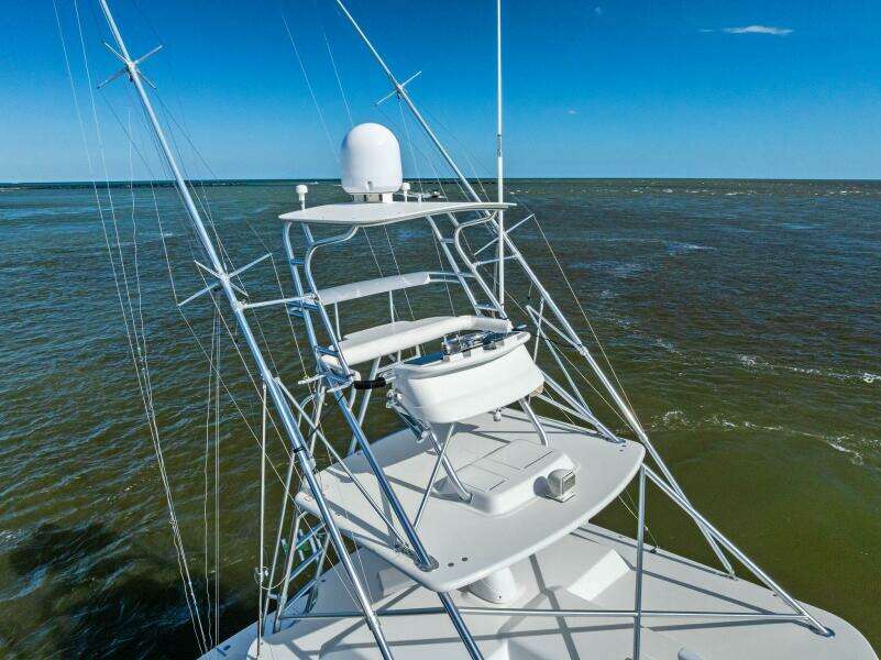 2006 Cabo 45 Express