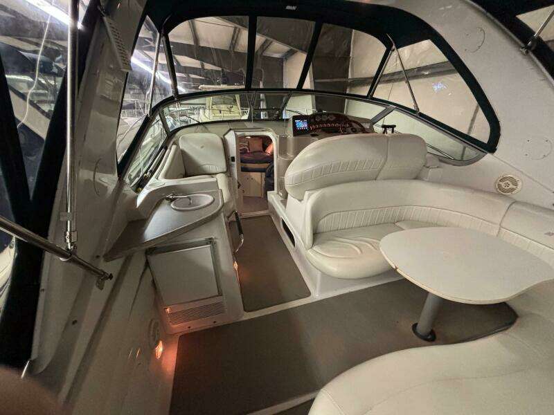 2003 Four Winns 328 Vista