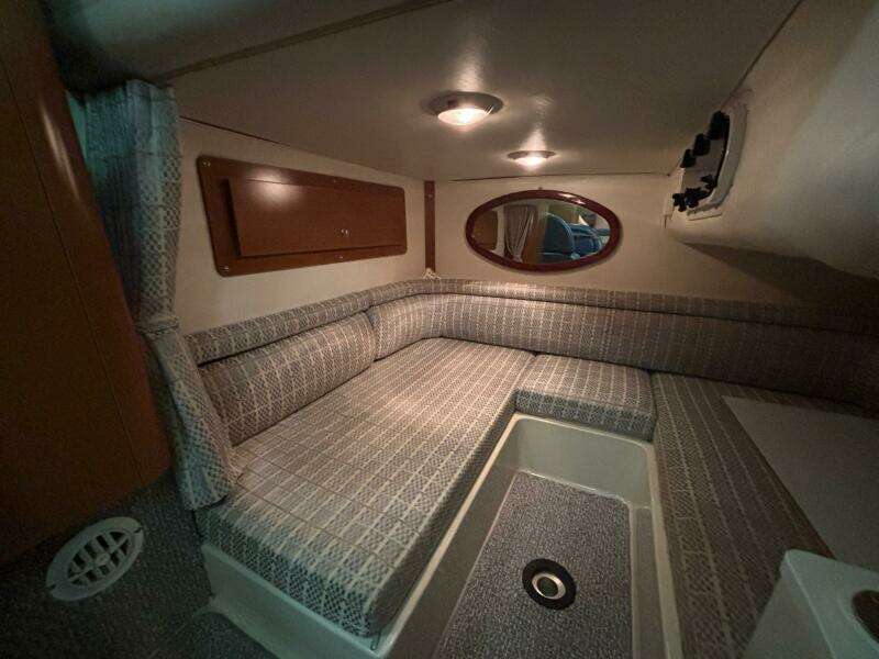 2003 Four Winns 328 Vista