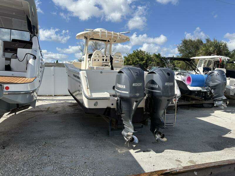 2018 Grady-White Canyon 306