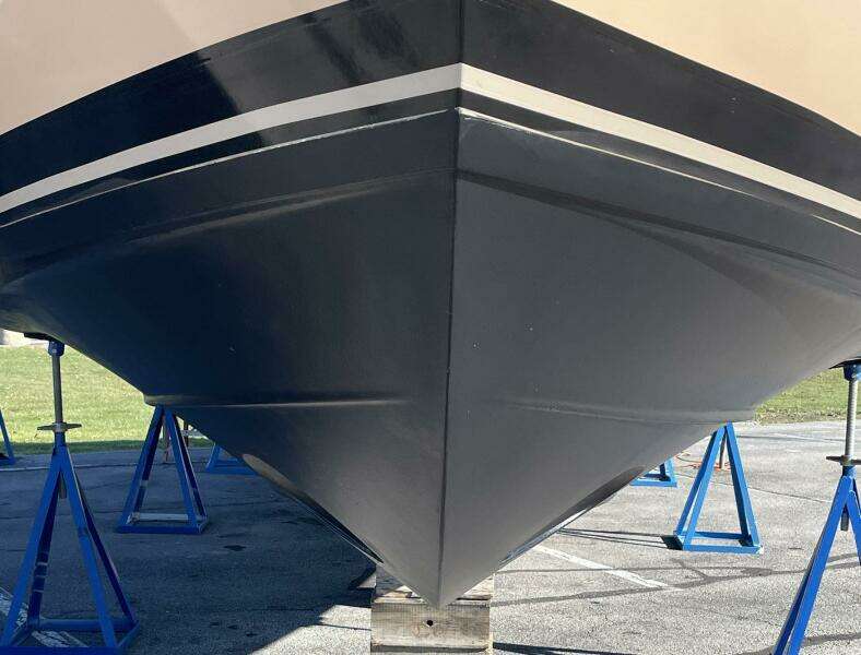 2013 Carver C-34 Command Bridge