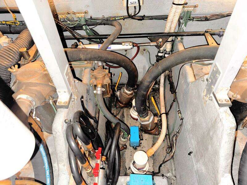 1998 Sea Ray 400 Sundancer