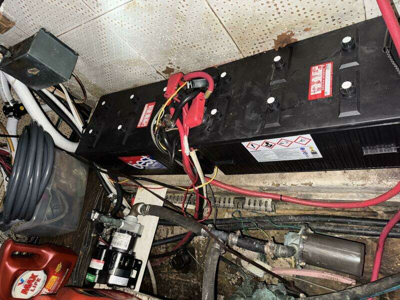 44' Marine Trader Start Batteries