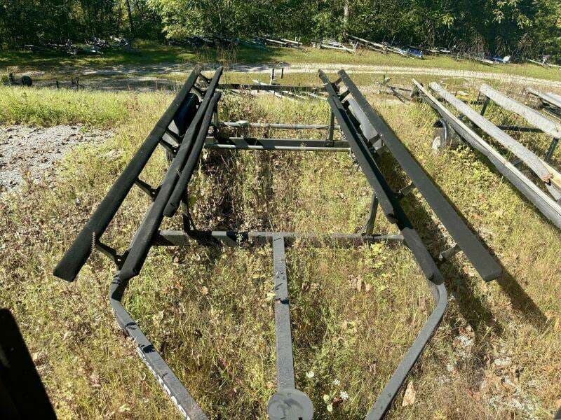 2019 Sun Tracker Fishin' Barge 20DLX