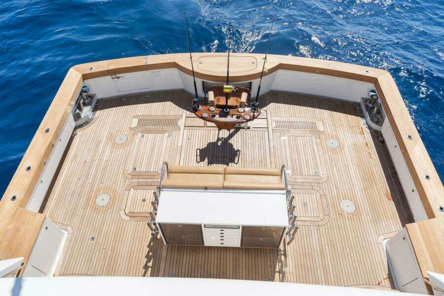 2010 Westport Superyacht