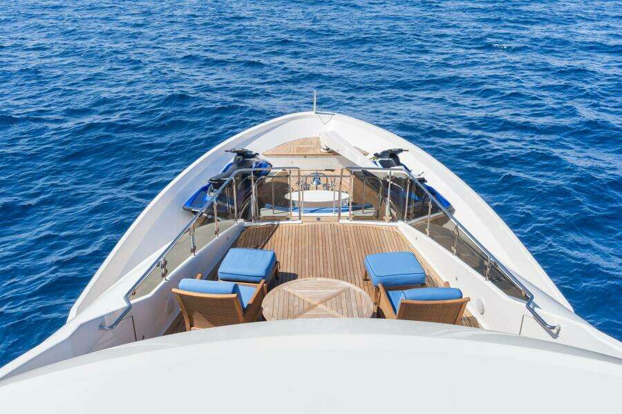 2010 Westport Superyacht