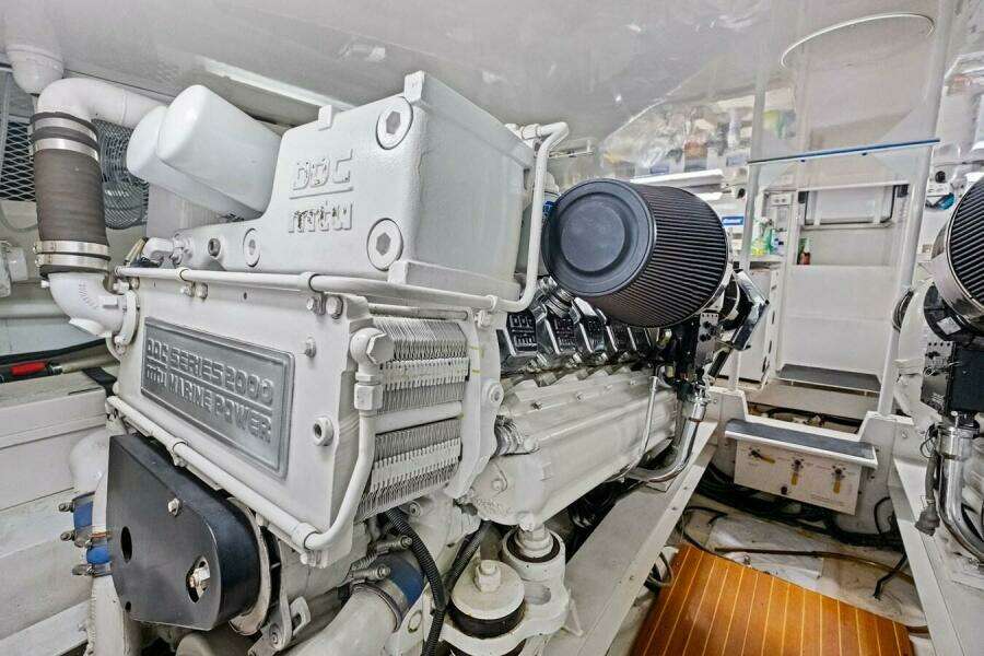 2001 Viking Sportfish