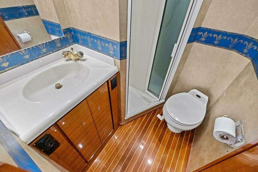 2001 Viking Sportfish