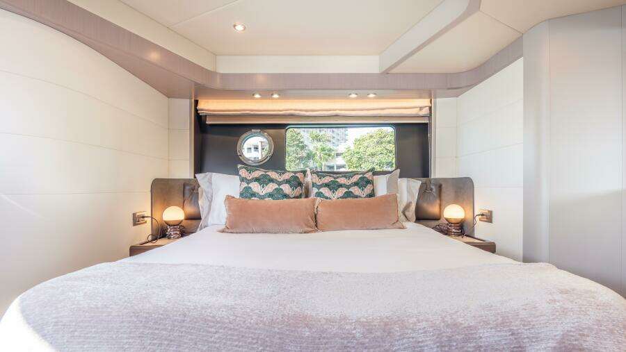 2019 Absolute 58 Fly