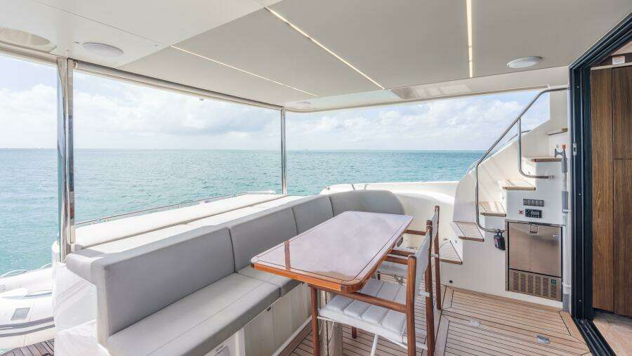 2019 Absolute 58 Fly