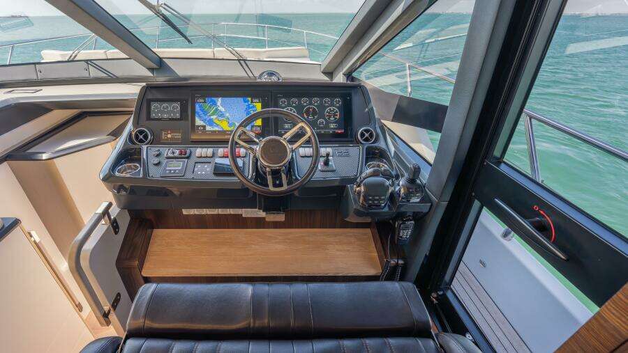 2019 Absolute 58 Fly