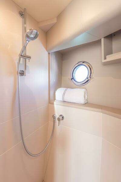 2019 Absolute 58 Fly