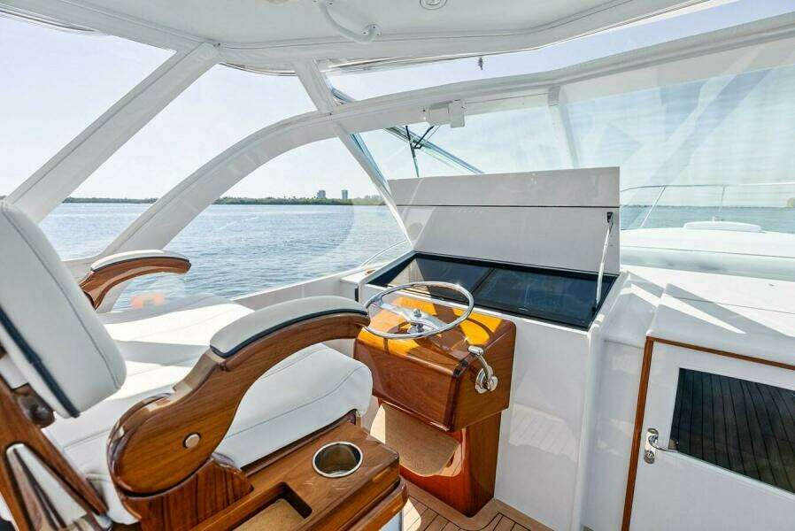 2000 Rybovich Express Sportfisherman