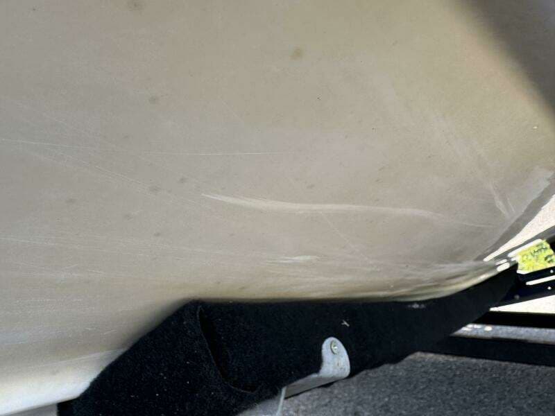 1999 Sea Ray 215 Express Cruiser