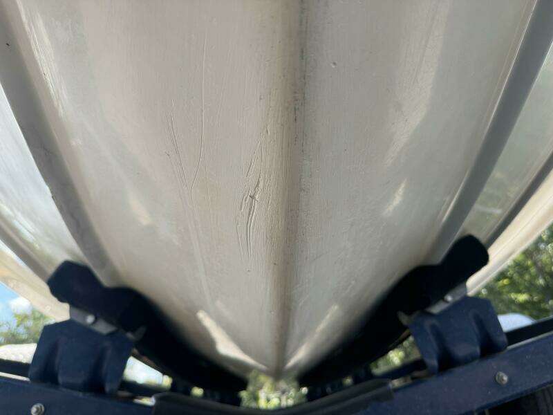 1999 Sea Ray 215 Express Cruiser