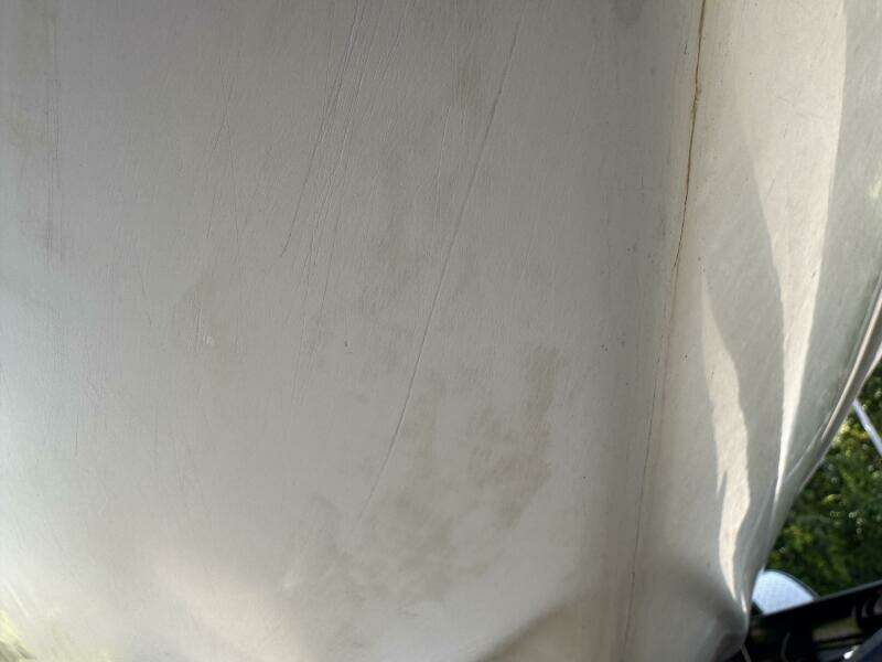 1999 Sea Ray 215 Express Cruiser