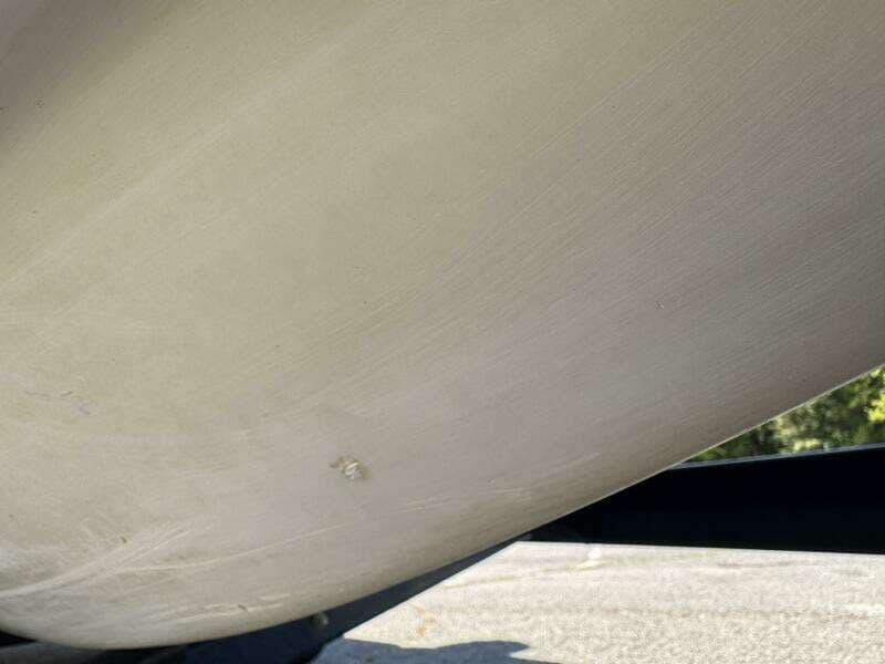 1999 Sea Ray 215 Express Cruiser