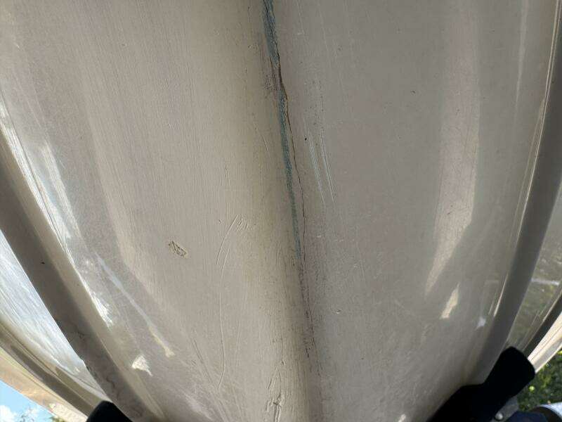 1999 Sea Ray 215 Express Cruiser