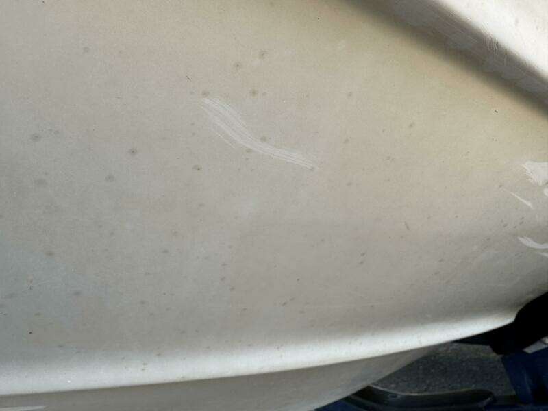 1999 Sea Ray 215 Express Cruiser