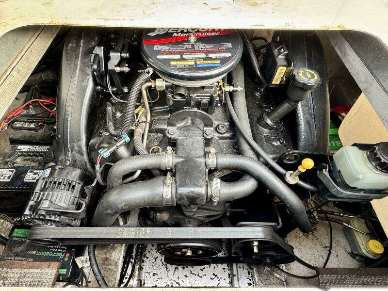 2002 Sun Tracker Party Deck 21