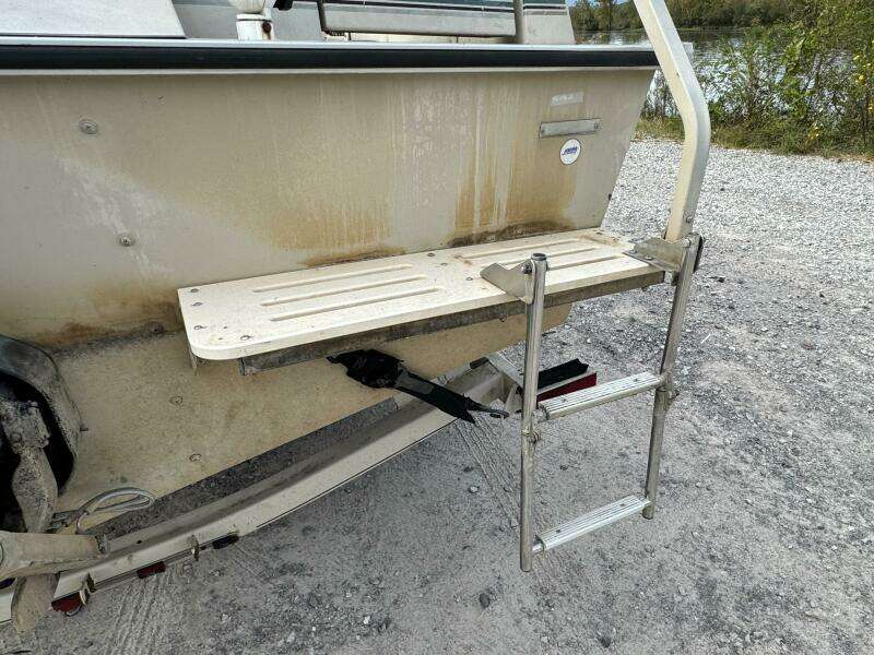 2002 Sun Tracker Party Deck 21