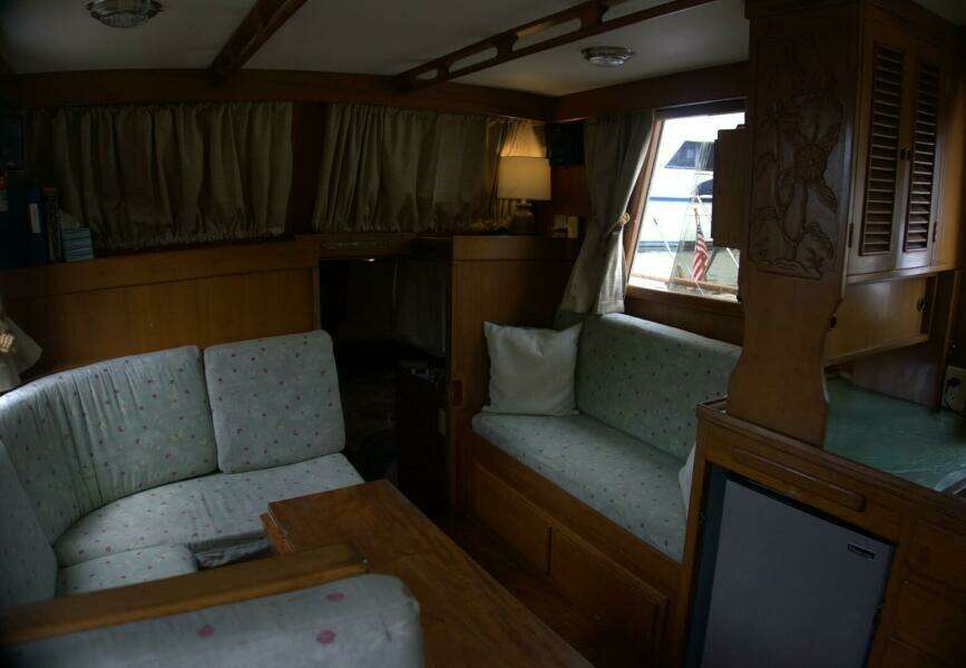 1991 Marine Trader 34 Double Cabin