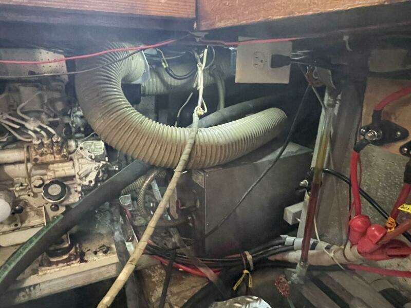 1991 Marine Trader 34 Double Cabin