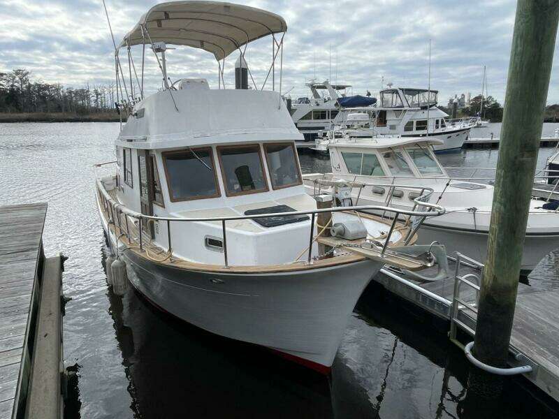 1991 Marine Trader 34 Double Cabin