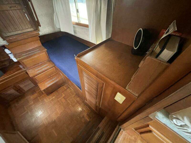 1991 Marine Trader 34 Double Cabin