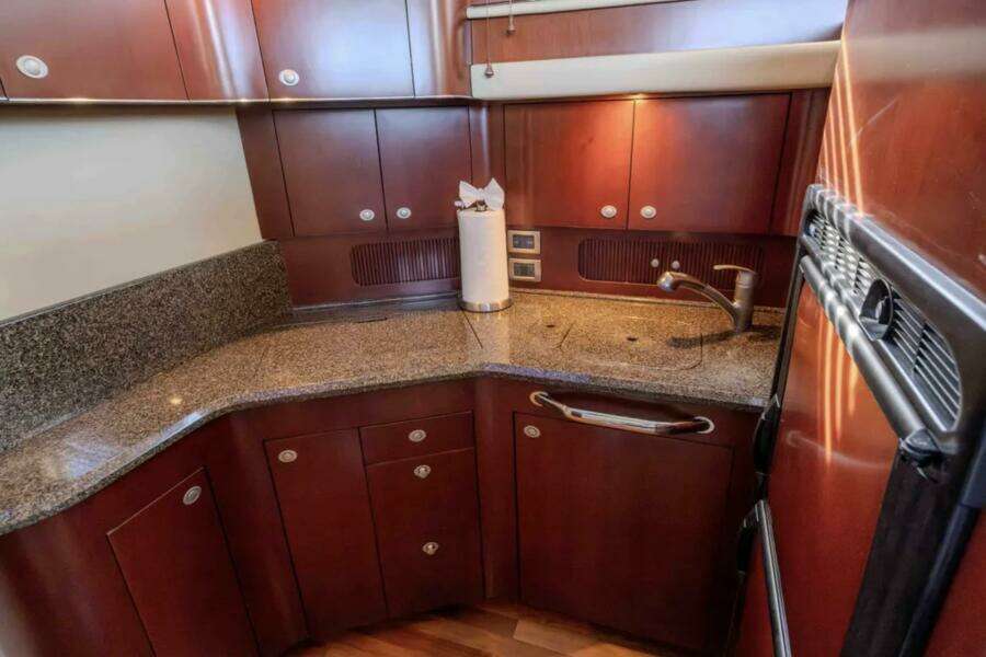 2006 Sea Ray 40 Motor Yacht