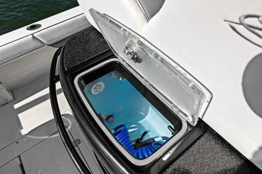 2021 ShearWater 270 SS Open Carolina