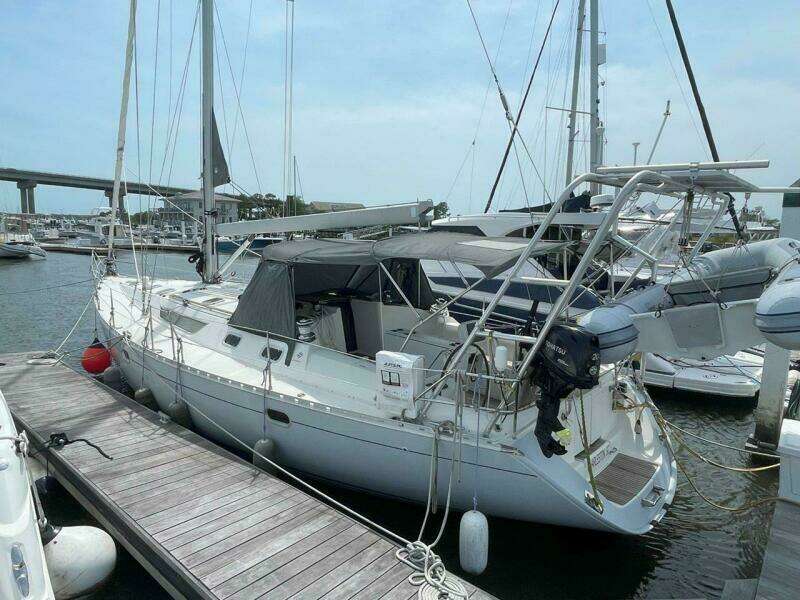 1998 Jeanneau 45.2