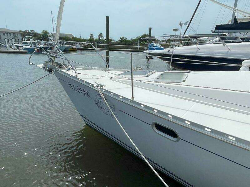 1998 Jeanneau 45.2