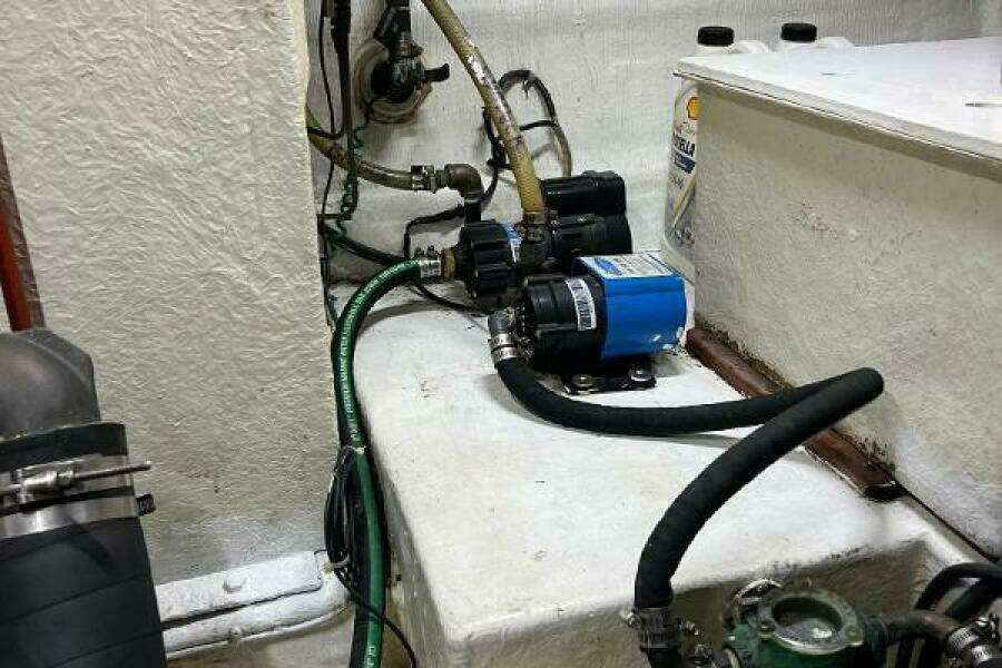 1998 Hyatt 51 Aft Cabin MY