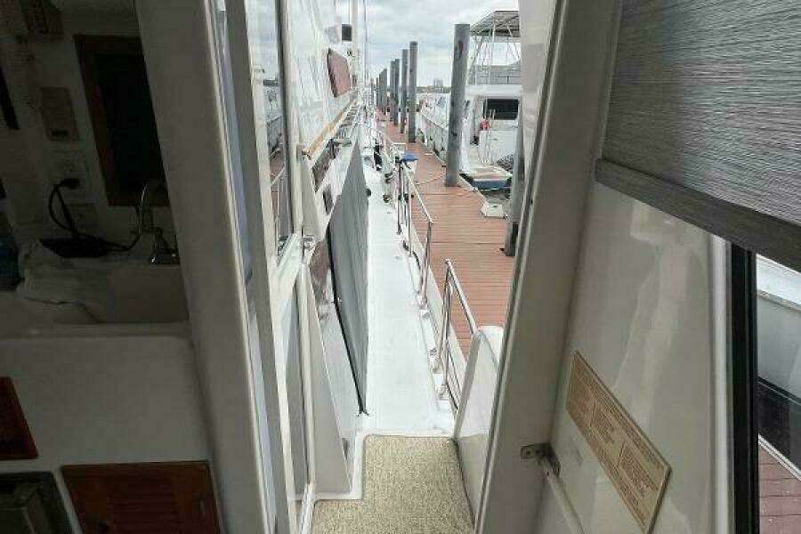 1998 Hyatt 51 Aft Cabin MY