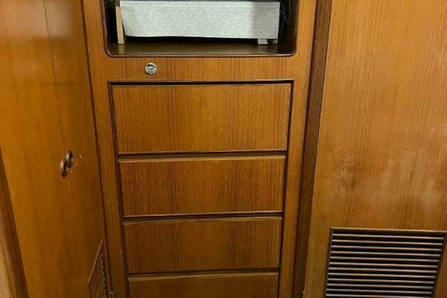 1998 Hyatt 51 Aft Cabin MY