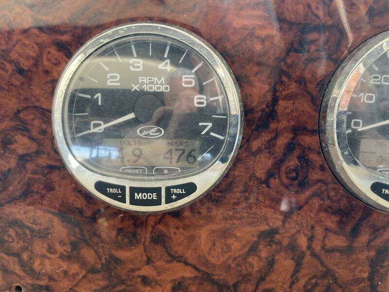 2006 Sea Ray 320 Sundancer